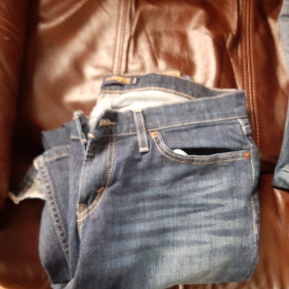 Name brand shirts and jeans - Picture 10 of 15